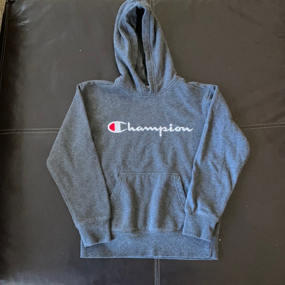 Like new Champion sweatshirt. Make an offer.